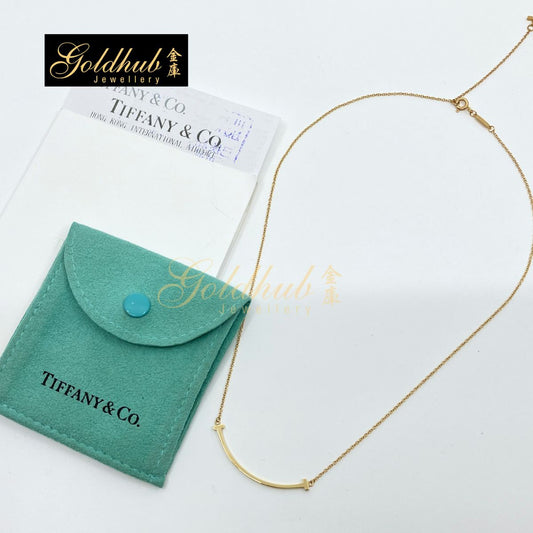 Tiffany T, Smile Pendant, Small in Yellow Gold in Yellow Gold