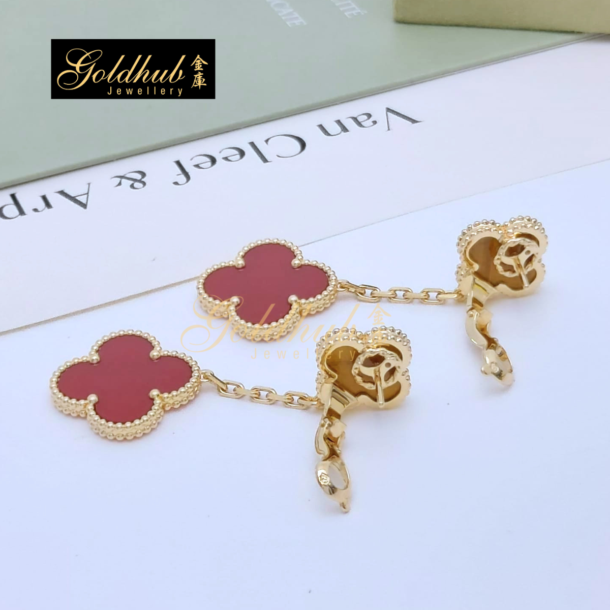 Van Cleef & Arpels Magic Alhambra earrings, 2 motifs, Carnelian, Tiger Eye in Yellow Gold