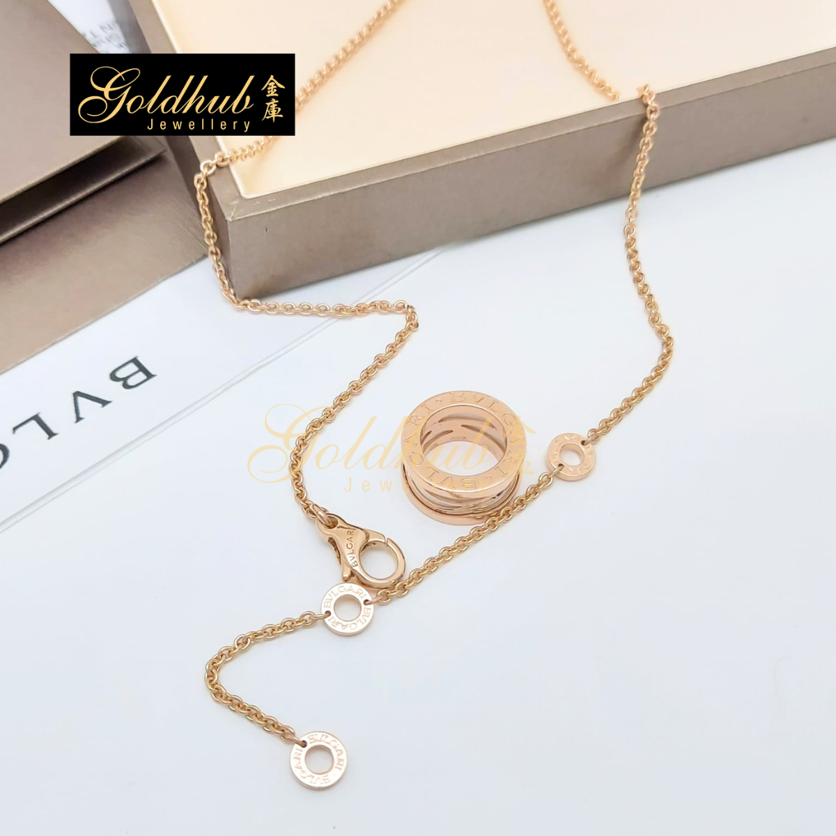 [Reserved] Bvlgari B.zero1 Design Legend White Ceramic Necklace in Rose Gold