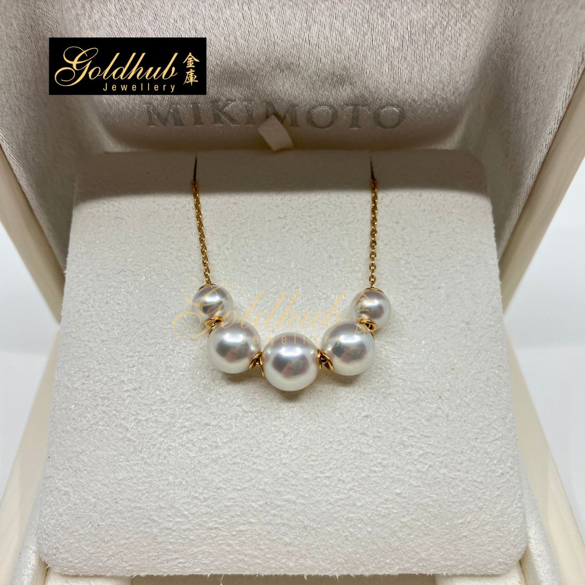 Mikimoto Pearls in Motion Akoya Cultured Pearl Pedant in Yellow Gold