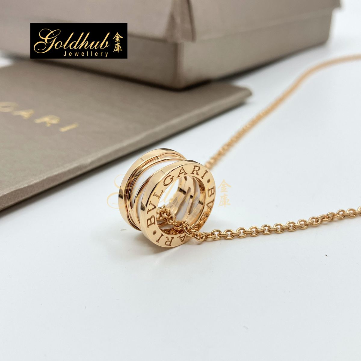Bulgari B.zero1 Design Legend White Ceramic Necklace in Rose Gold