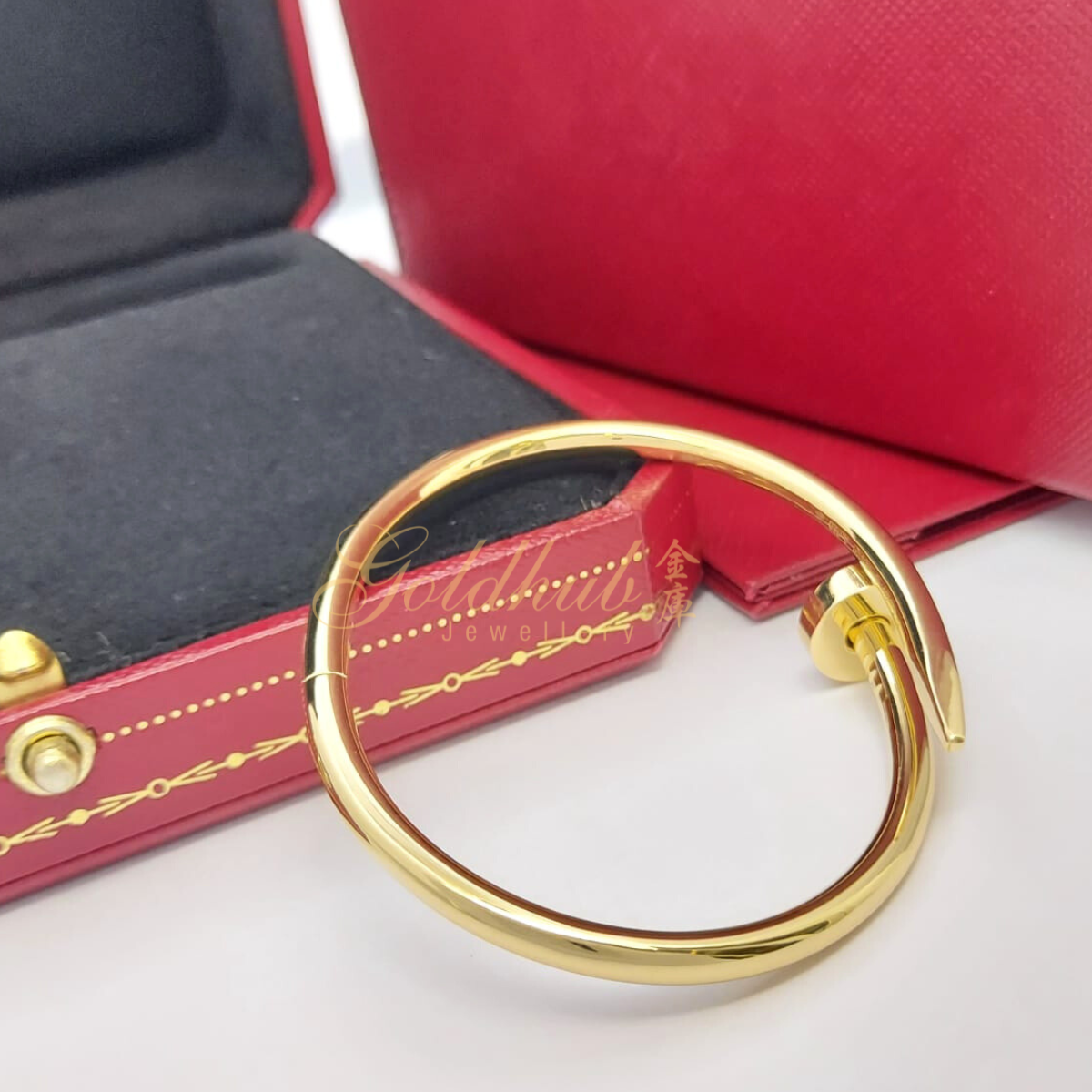 Cartier Juste Un Clou Bracelet in Yellow Gold, Size 15