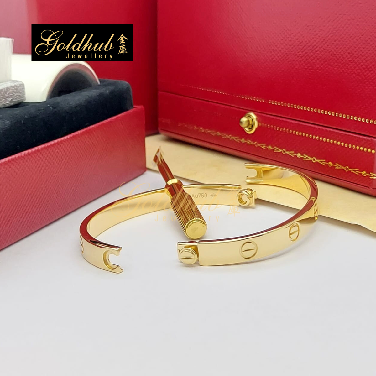 Cartier Love Bracelet in Yellow Gold, Size 16