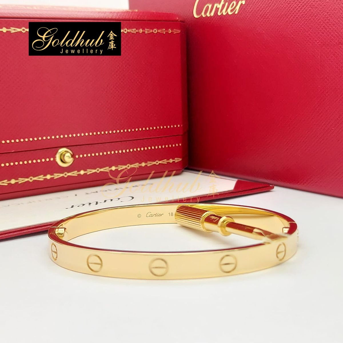 Cartier Love Bracelet in Yellow Gold, Size 18