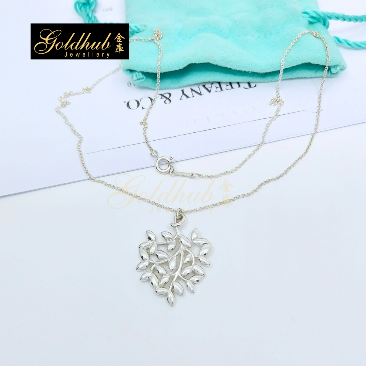 Tiffany & Co Paloma Picasso Olive Leaf Pendant in Silver