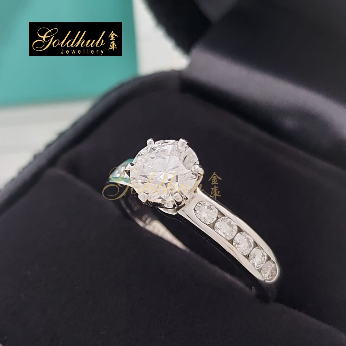 Tiffany & Co 0.92ct Diamond Ring in Platinum