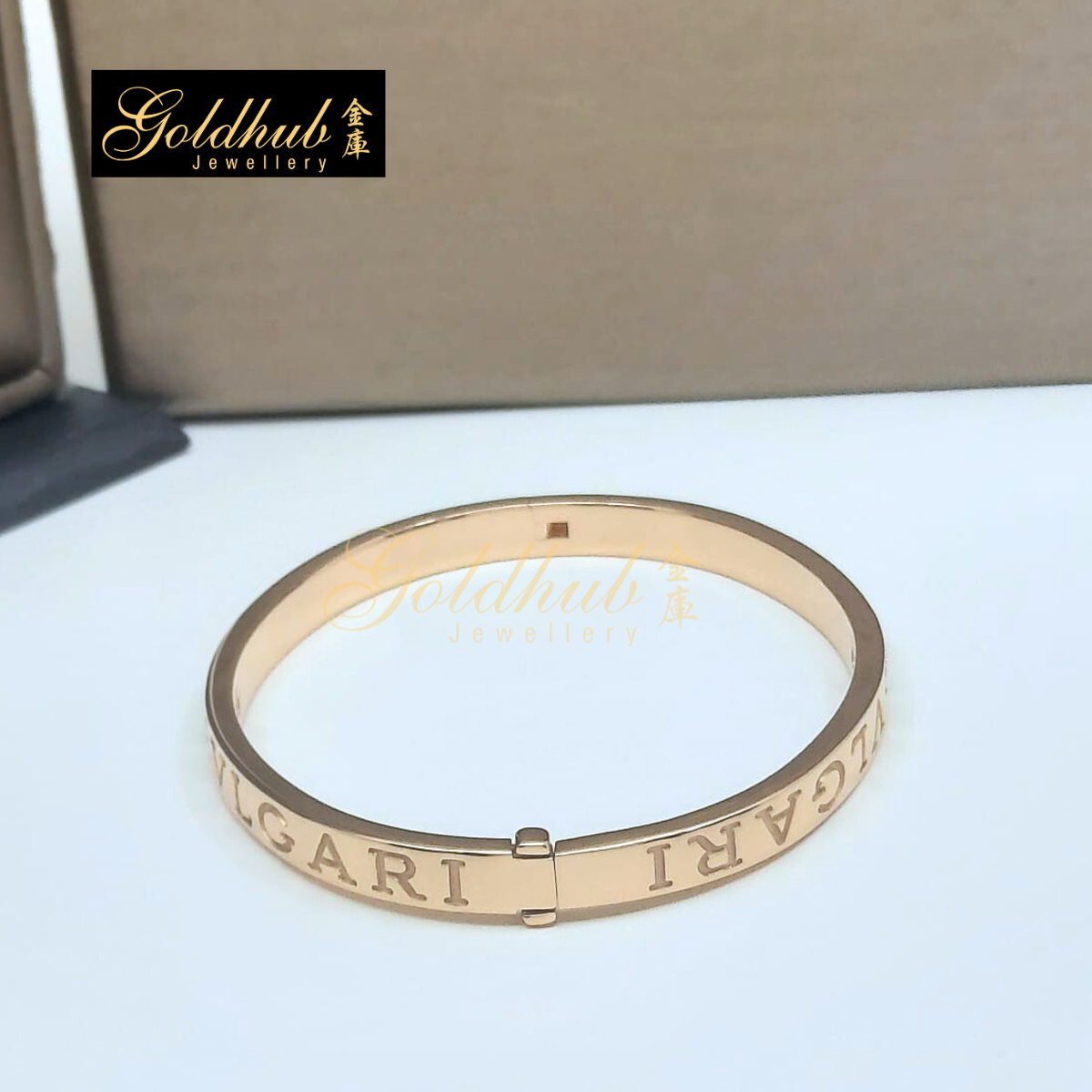 Bvlgari B.zero1 Essential Diamond Bangle in Rose Gold, Size M