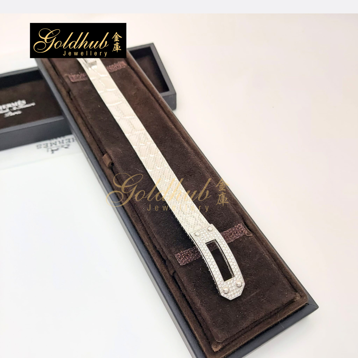 Hermes Kelly Milanaise Diamonds MM Bracelet in White Gold