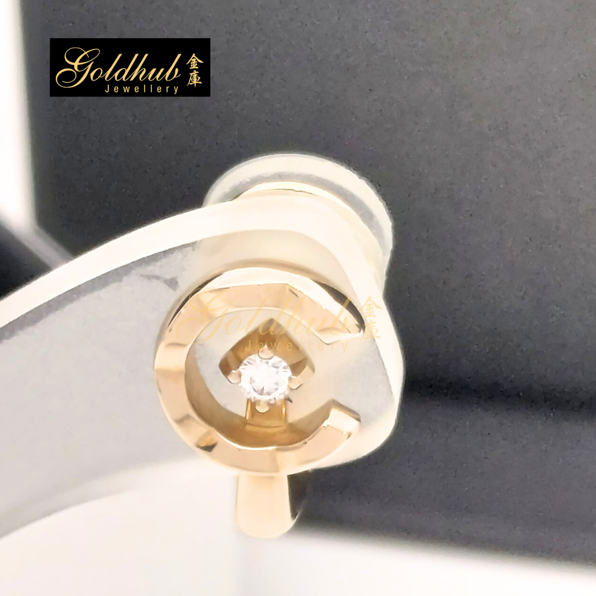 Chanel Coco Single Earring Clip, set with 1 Diamond in Rose Gold